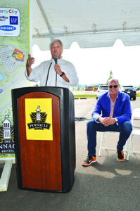 Tennessee Lt. Governor Ron Ramsey congratulated developer Steve Johnson on the expansion. Photos by Scott Robertson